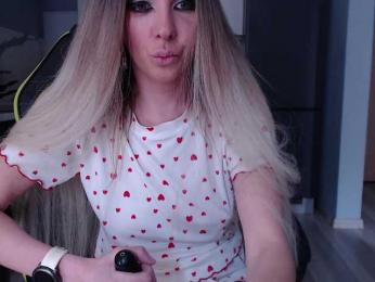 blondalina — Bongacams recorded stream image, 18.03.2026 08:50