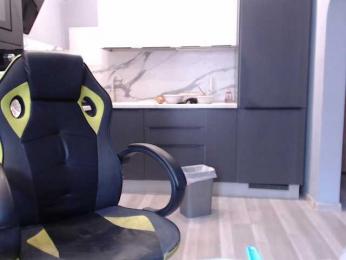 blondalina — Bongacams recorded stream image, 18.03.2026 08:50