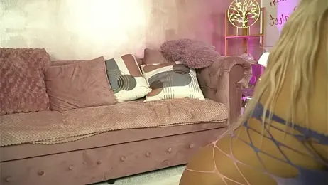 GoldenAmber — Stripchat recorded stream image, 19.03.2026 05:40