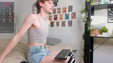 AvenGlow — Stripchat recorded stream image, 19.03.2026 20:30