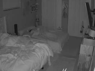 voyeurcam-house-charleys-room — Camsoda recorded stream image, 18.03.2026 13:30