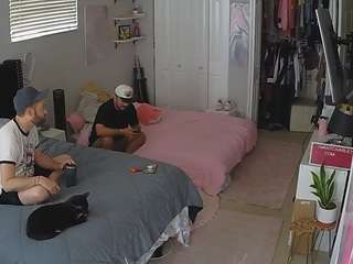 voyeurcam-house-charleys-room — Camsoda recorded stream image, 18.03.2026 13:30