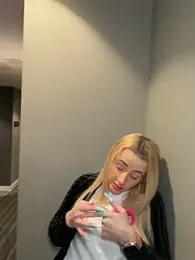 Strongqueen — Stripchat recorded stream image, 22.03.2026 21:00