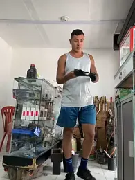 Paul22cm- — Stripchat recorded stream image, 23.03.2026 13:50