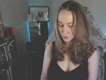 Adamova_Eva — Bongacams recorded stream screenshot (07 Mar 2025)