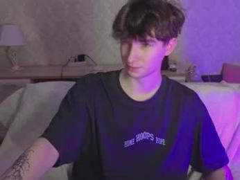 drinklinov — Chaturbate recorded stream image, 24.03.2026 20:10