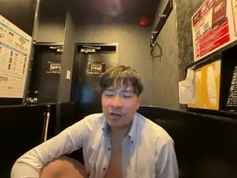 yuuki8910 — Stripchat recorded stream screenshot (25 Mar 2026)