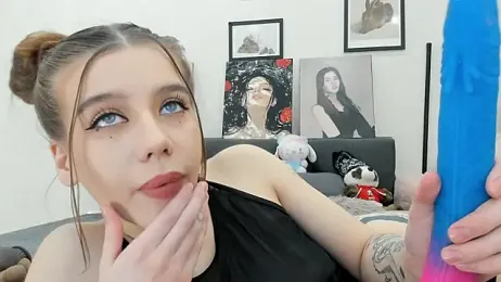 dolly_ll — Stripchat recorded stream image, 25.03.2026 13:20