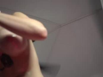 chloewildd — Chaturbate recorded stream image, 26.03.2026 18:00