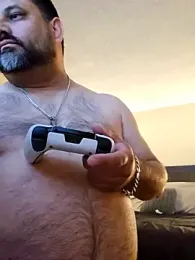 Roddog18 — Stripchat recorded stream image, 27.03.2026 00:00