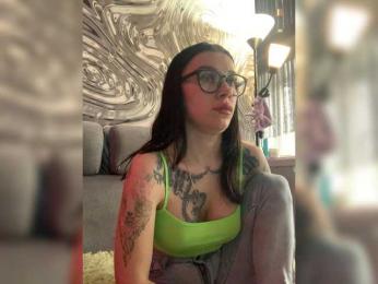 deva_maria — Bongacams recorded stream screenshot (27 Mar 2026)