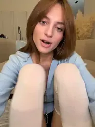 -AngelAri- — Stripchat recorded stream image, 27.03.2026 20:30