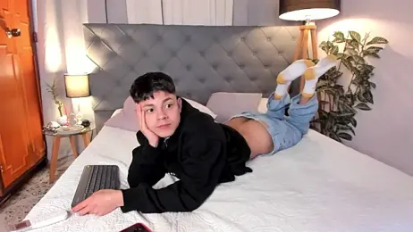 Andy_Belier23 — Stripchat recorded stream image, 29.03.2026 14:40