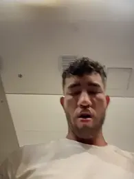 liam_bronw — Stripchat recorded stream image, 30.03.2026 18:10