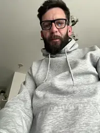 Michel_huge — Stripchat recorded stream image, 30.03.2026 16:00
