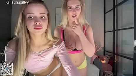 sunsally — Stripchat recorded stream screenshot (30 Mar 2026)