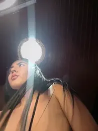 Sofia_Collins- — Stripchat recorded stream screenshot (01 Apr 2026)