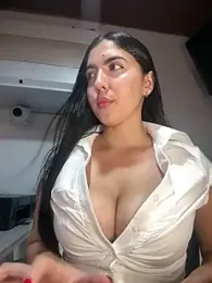 Sofia_Collins- — Stripchat recorded stream screenshot (01 Apr 2026)