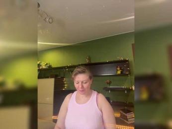 Veronika_Gold — Bongacams recorded stream screenshot (01 Apr 2026)