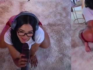 lady-brownn — Camsoda recorded stream image, 01.04.2026 11:50