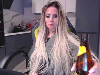 blondalina — Bongacams recorded stream image, 01.04.2026 18:30