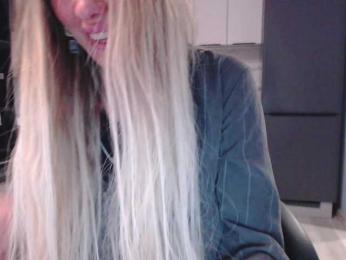 blondalina — Bongacams recorded stream image, 01.04.2026 18:30