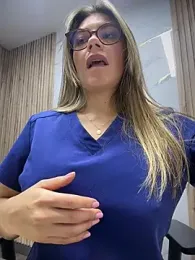 alicee16 — Stripchat recorded stream screenshot (01 Apr 2026)