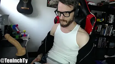 teninchty — Stripchat recorded stream image, 01.04.2026 23:00