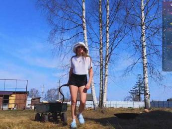 misss-vikki — Bongacams recorded stream image, 02.04.2026 09:00
