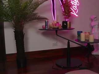 katyerave — Camsoda recorded stream screenshot (02 Apr 2026)