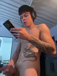 Handsome_boys69 — Stripchat recorded stream image, 03.04.2026 02:30