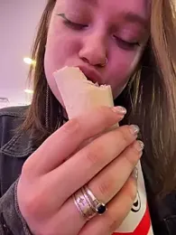 lucy-joy — Stripchat recorded stream image, 03.04.2026 09:10
