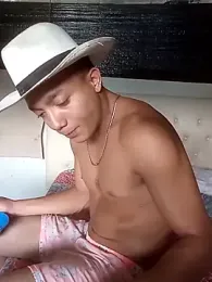 tayson_ — Stripchat recorded stream screenshot (03 Apr 2026)