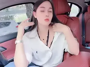 newwell — Stripchat recorded stream screenshot (03 Apr 2026)