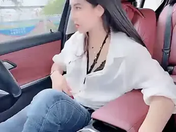 newwell — Stripchat recorded stream screenshot (03 Apr 2026)