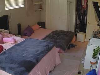 voyeurcam-house-charleys-room — Camsoda recorded stream image, 25.03.2026 20:10