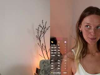 fantasticfairy — Camsoda recorded stream image, 05.04.2026 11:50