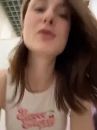 Dina_Tease — Stripchat recorded stream image, 05.04.2026 11:10