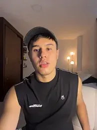 twinguys — Stripchat recorded stream screenshot (05 Apr 2026)