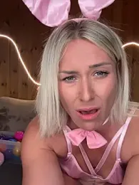 petrouchkaaa_ — Stripchat recorded stream image, 05.04.2026 19:00