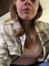 ladywithbigass — Stripchat recorded stream screenshot (06 Apr 2026)