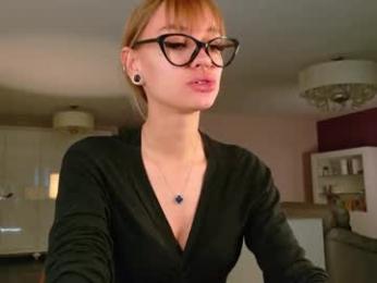 sexxxsirens — Chaturbate recorded stream image, 06.04.2026 08:00