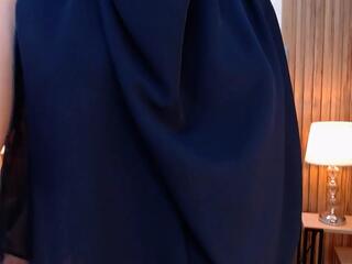 Aliah Manzur — Flirt4free recorded stream screenshot (06 Apr 2026)