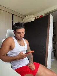 sendfer — Stripchat recorded stream image, 06.04.2026 19:00