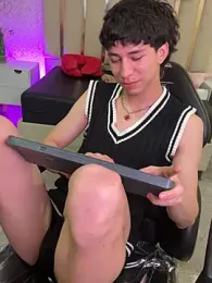 kaelwolf_tay — Stripchat recorded stream image, 06.04.2026 19:40