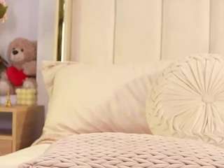 saryhott — Camsoda recorded stream image, 07.04.2026 01:30
