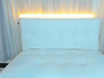 shannelpink_ — Chaturbate recorded stream image, 07.04.2026 03:00