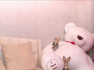 Naomi Bea — Flirt4free recorded stream screenshot (07 Apr 2026)