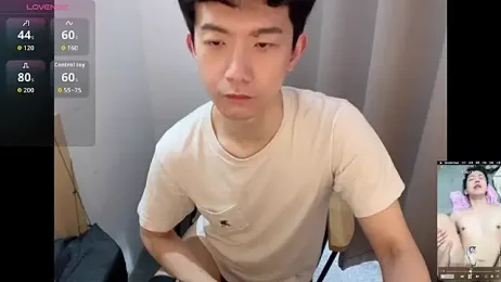 CouplingCry — Stripchat recorded stream image, 07.04.2026 06:10
