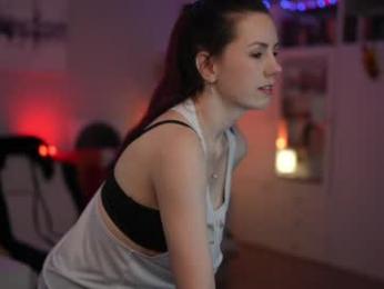 _blackbee_ — Chaturbate recorded stream screenshot (07 Apr 2026)